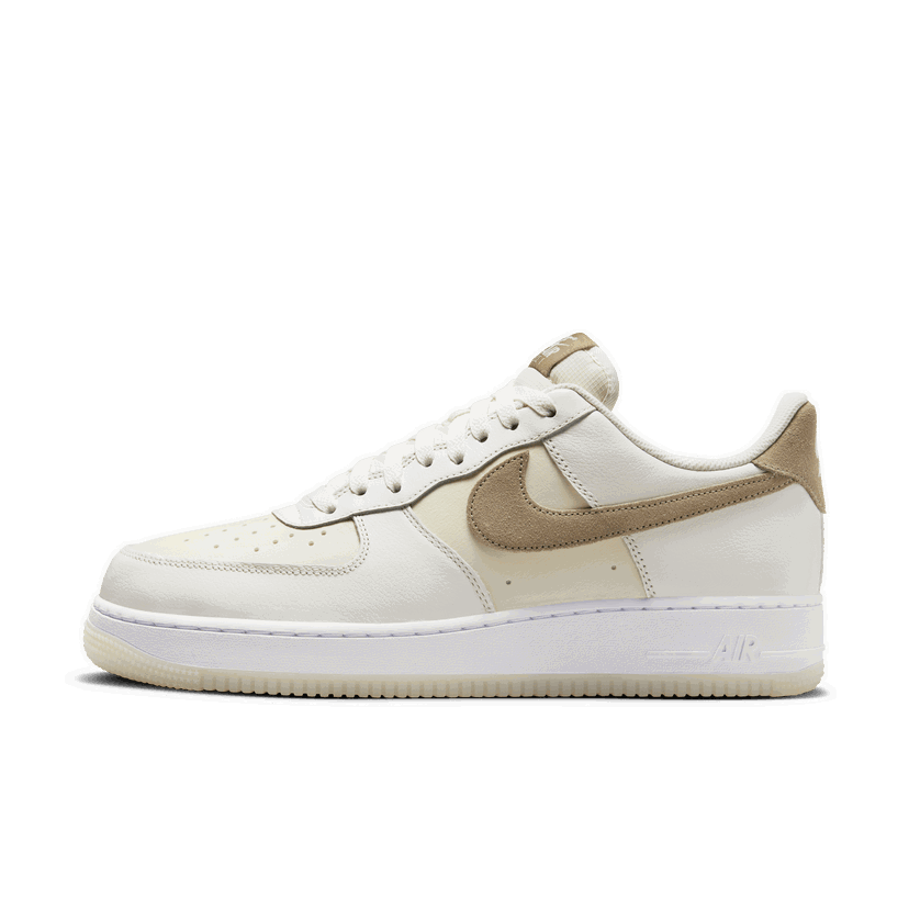 Кецове и обувки Nike Air Force 1 '07 LV8 Бяло | FN5832-101