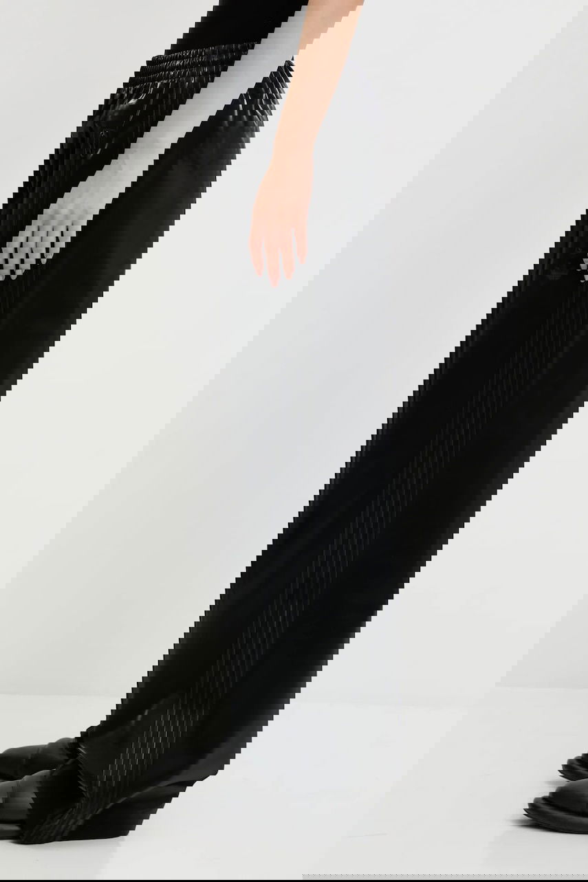 Спортни панталони adidas Originals adidas Originals Holiday Tp Track Pants Черно | JV7503, 0