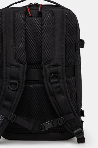 Раница EASTPAK Eastpak Tecum M Cnnct Backpack Черно | EK00091D9S31, 2