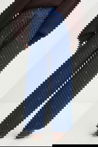 Дънки Drôle de Monsieur Drôle de Monsieur Le Jean Baggy Monogramme Jeans Синьо | I.BP168.CO238, 2