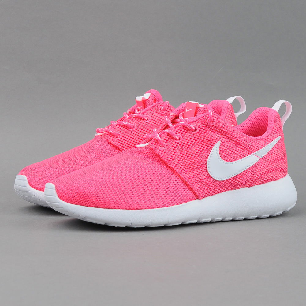 Кецове и обувки Nike Roshe One Розово | 599729-609, 0