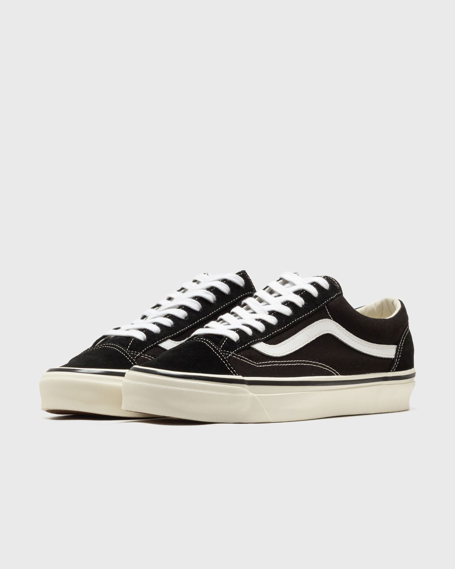 Кецове и обувки Vans LX Old Skool Черно | VN000E8VBPT1, 1