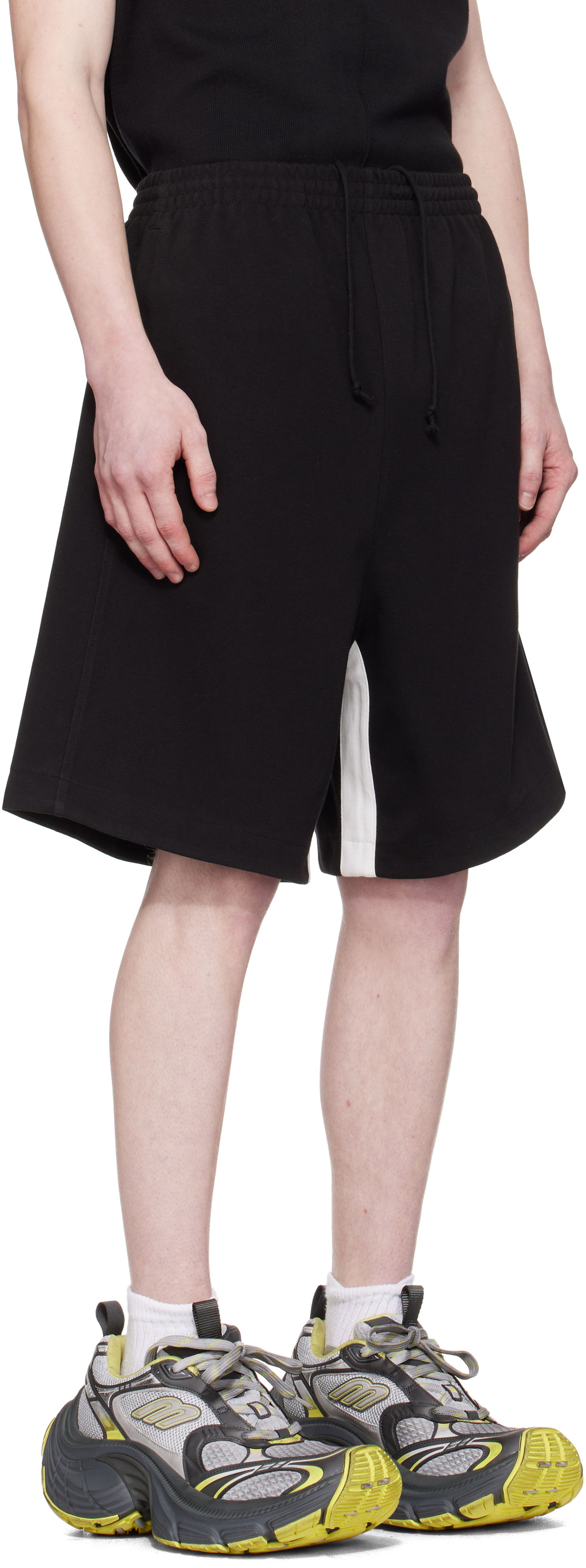 Къси панталони We11done We11done Contrast Track Shorts Черно | WD-TA0-25-719-U-BK, 1