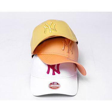 Шапка с козирка New Era 9FORTY MLB League Essential New York Yankees - Pastel Yellow Жълто | 60503414, 2