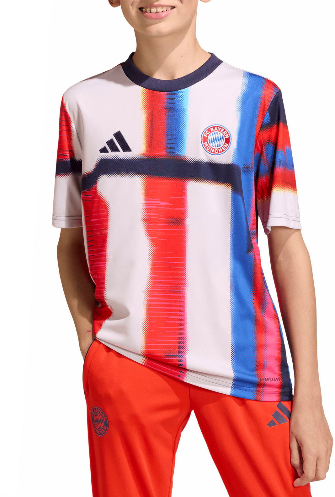 Фланелка adidas Originals FC Bayern Pre-Match 2025/26 Graphic T-Shirt Многоцветен | jz6261, 1