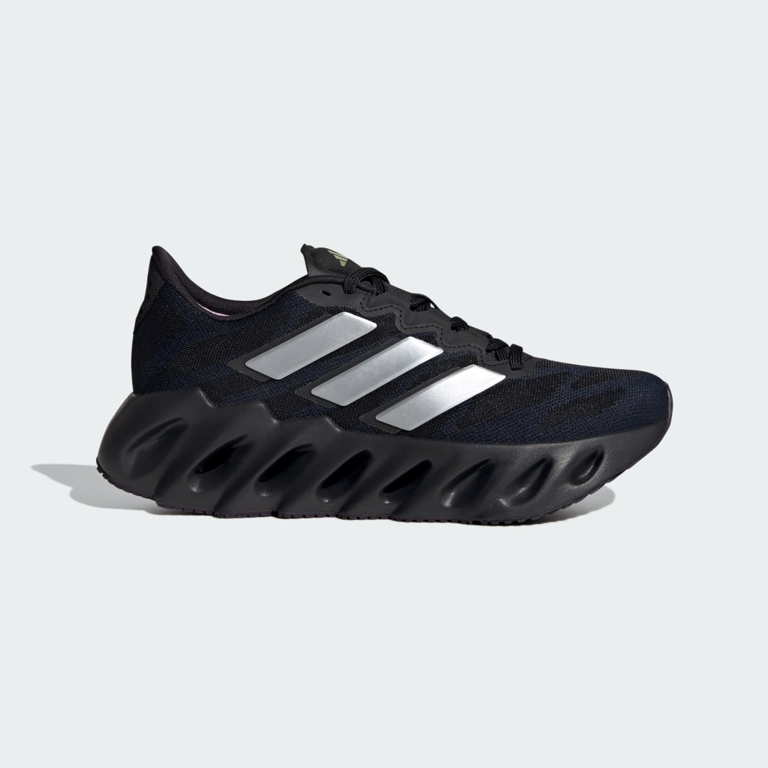 Кецове и обувки adidas Performance Běžecká obuv Switch FWD Черно | IG7461, 0