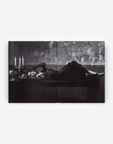 Книга и списание Dolce & Gabbana Monica Photography Book Черно | VL1146VLTW29V000, 2