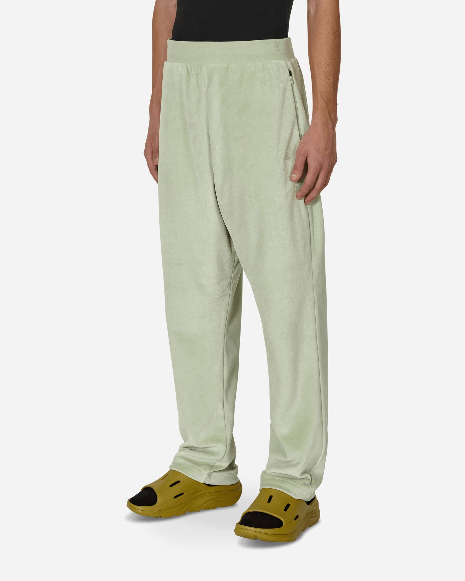 Спортни панталони adidas Originals Basketball Velour Pants Зелено | IA3452 001, 1