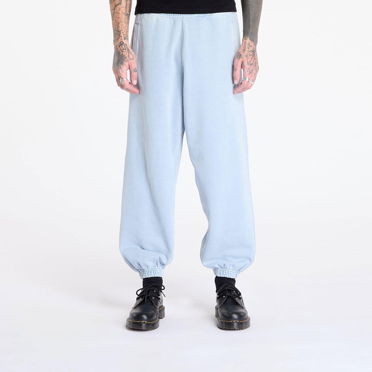 Спортни панталони Carhartt WIP Sweatpants Vista Grand Sweat Pant Dusty Ice Garment Dyed S Синьо | I032337.2BSGD, 0