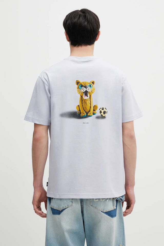 GRAPHICS The Cat T-Shirt