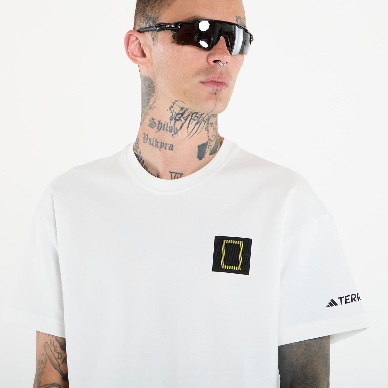 Тениска adidas Originals National Geographic Graphic Short Sleeve T-Shirt Бяло | KC5417, 1
