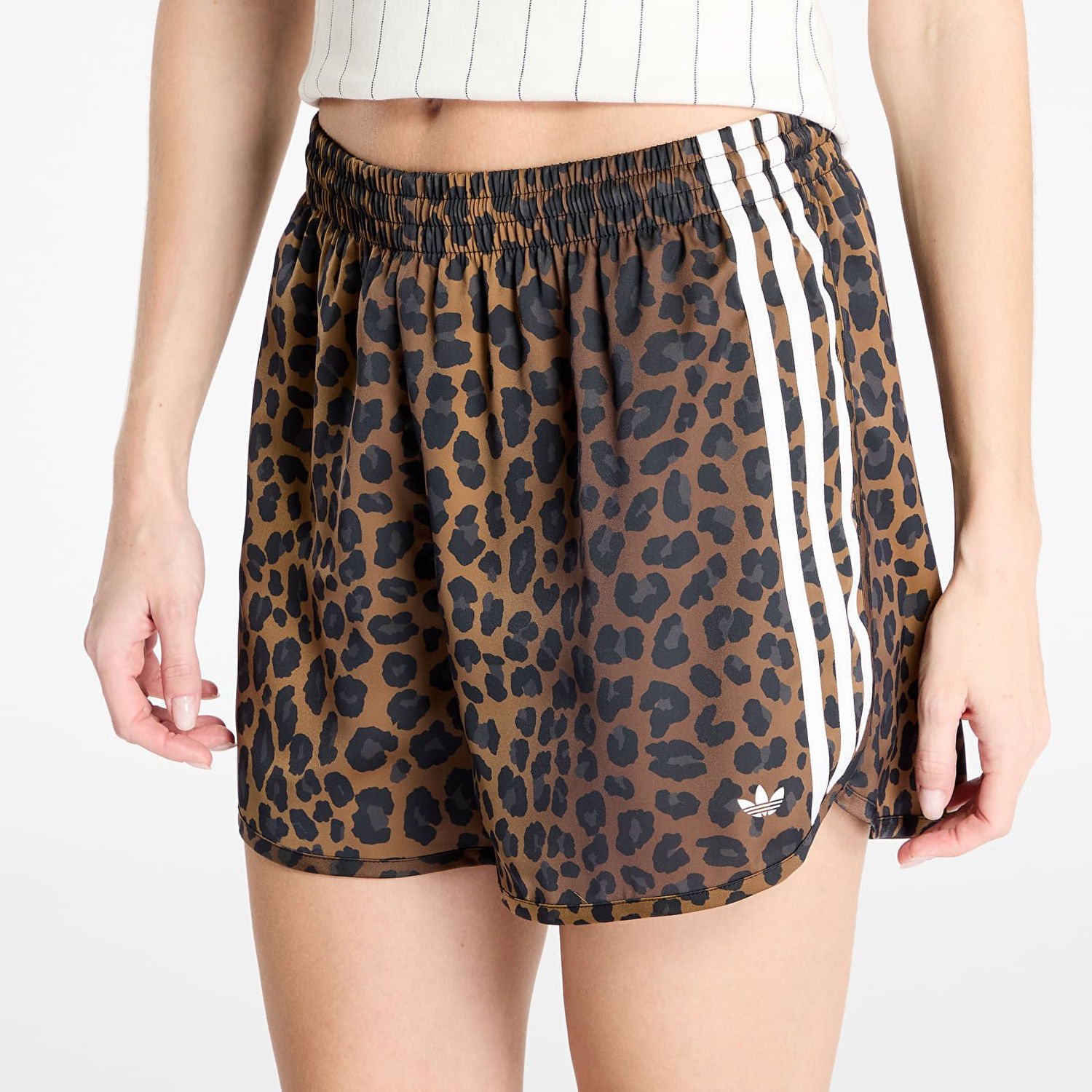 Къси панталони adidas Originals Originals Satin Shorts Кафяво | KA2673, 1