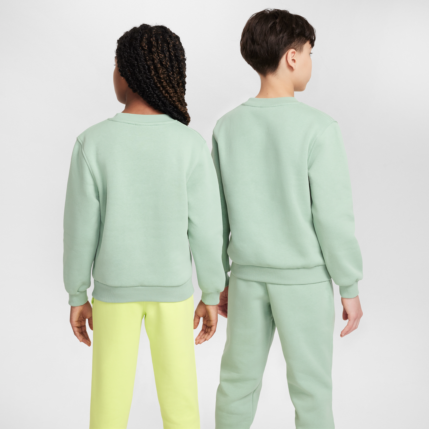Суитчър Nike Nike Sportswear Club Fleece Crewneck Sweatshirt Зелено | FD3006-037, 1