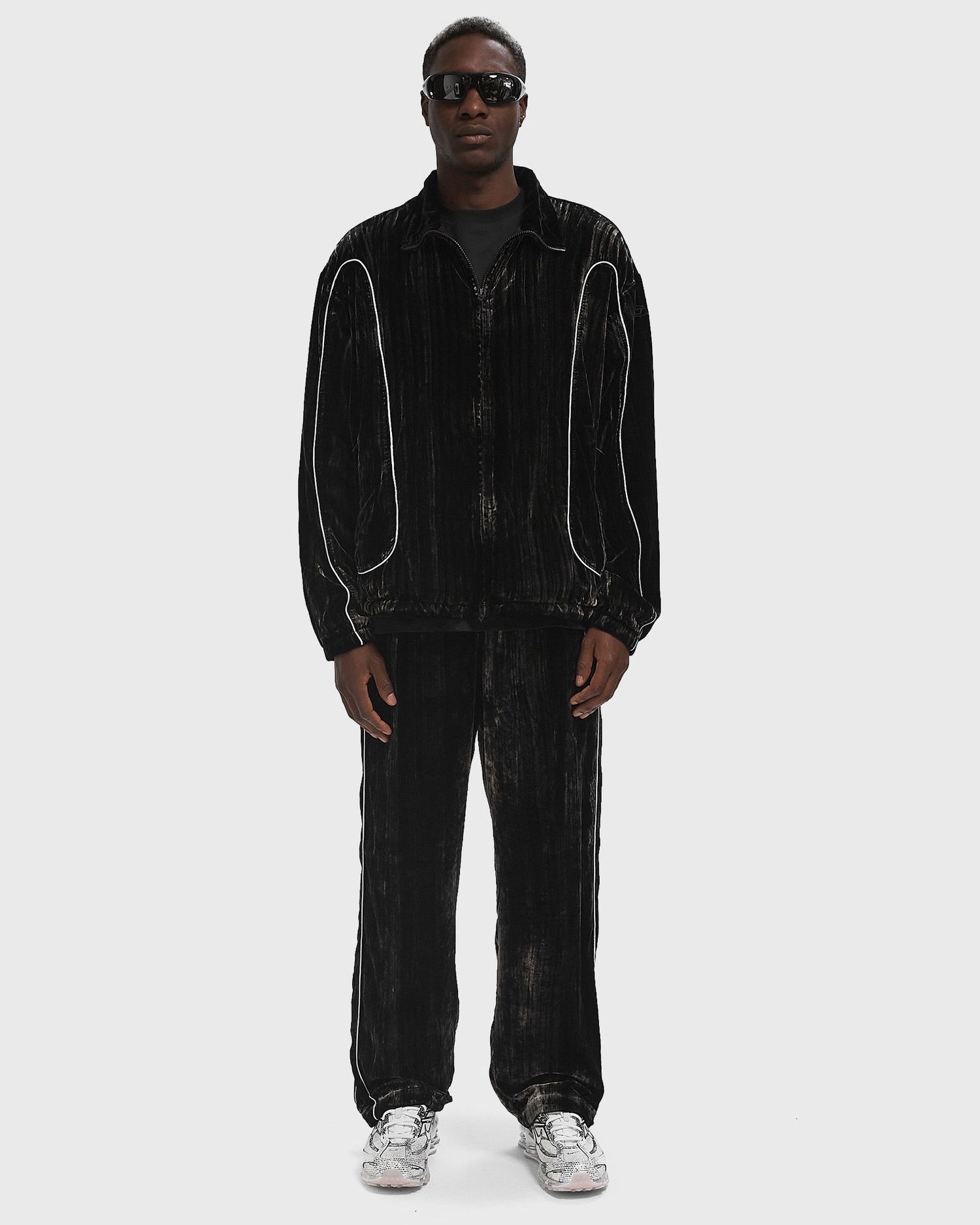 Панталони Diesel Velvet Straight-Leg Lounge Pants Черно | A18469-0AJFR-9XXA, 1