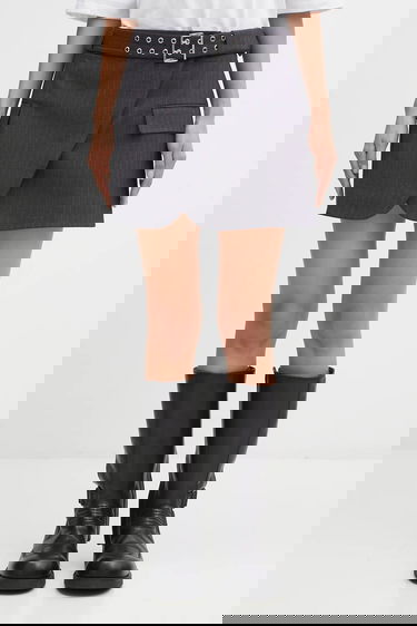 Пола GANNI Tailored Pinstripe Mini Skirt with Asymmetrical Hem, Grommet Belt, and Flap Pockets Сиво | W0711, 0