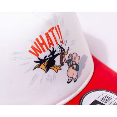 Шапка с козирка New Era 9FORTY A-Frame Trucker Character Looney Tunes Daffy Duck Scarlet One Size Бяло | 60435086, 4