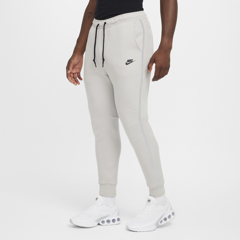 Спортни панталони Nike Tech Pants Сиво | HQ3747-014