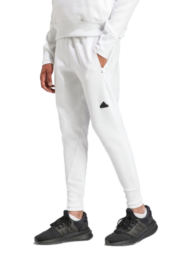 Спортни панталони adidas Originals Z.N.E. Premium Бяло | IN5105