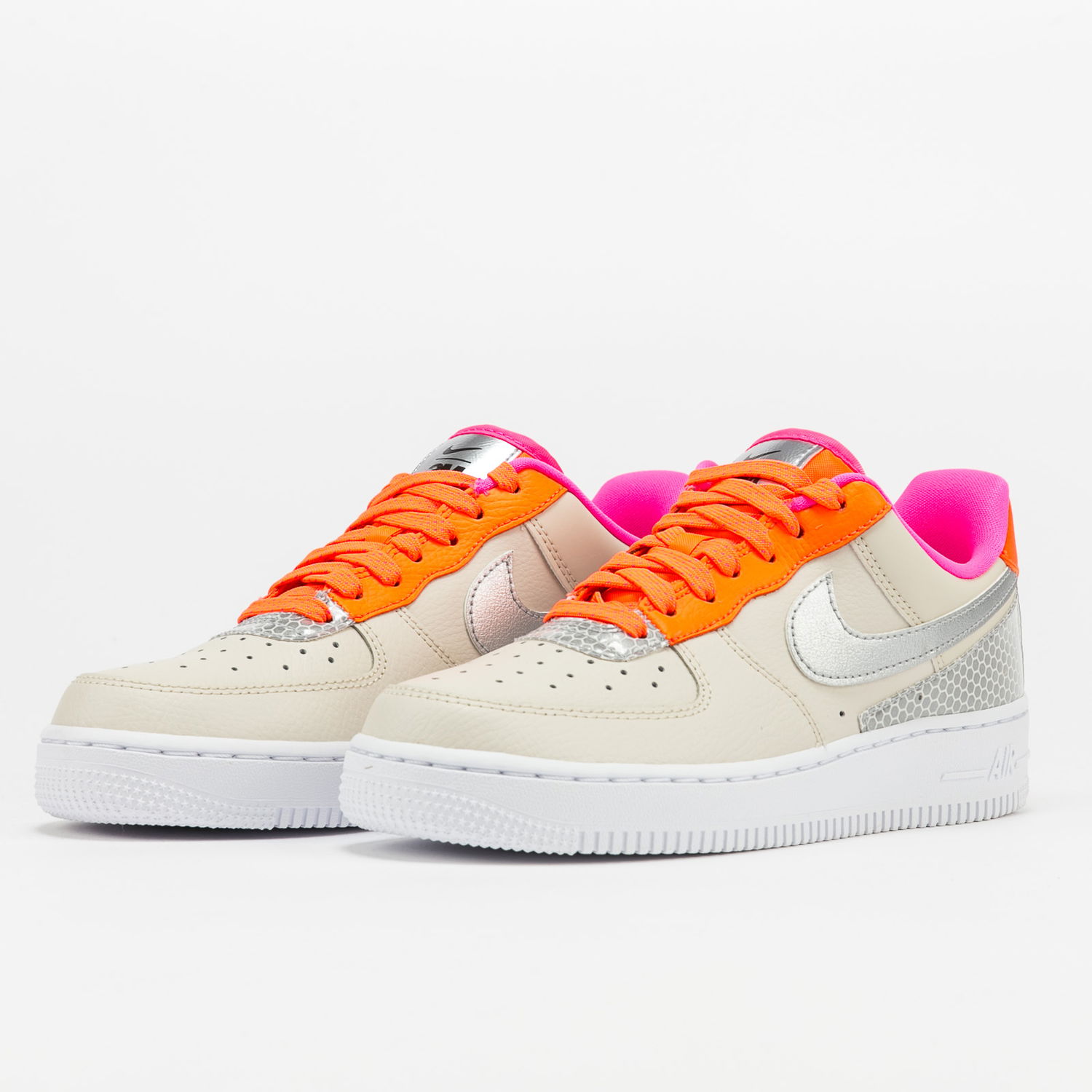 Кецове и обувки Nike WMNS Air Force 1 '07 SE Бежово | CT1992-101, 1