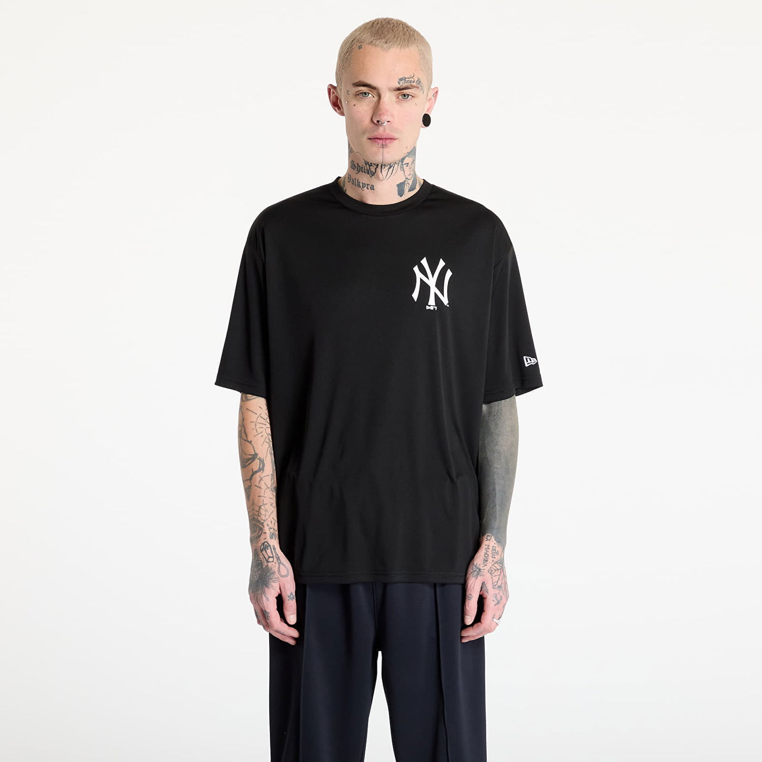 Тениска New Era New Era MLB League Essential New York Yankees T-Shirt Черно | 60596365, 0