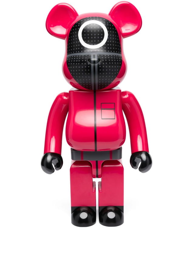 Bearbrick Squid Game collectible statue - Pink