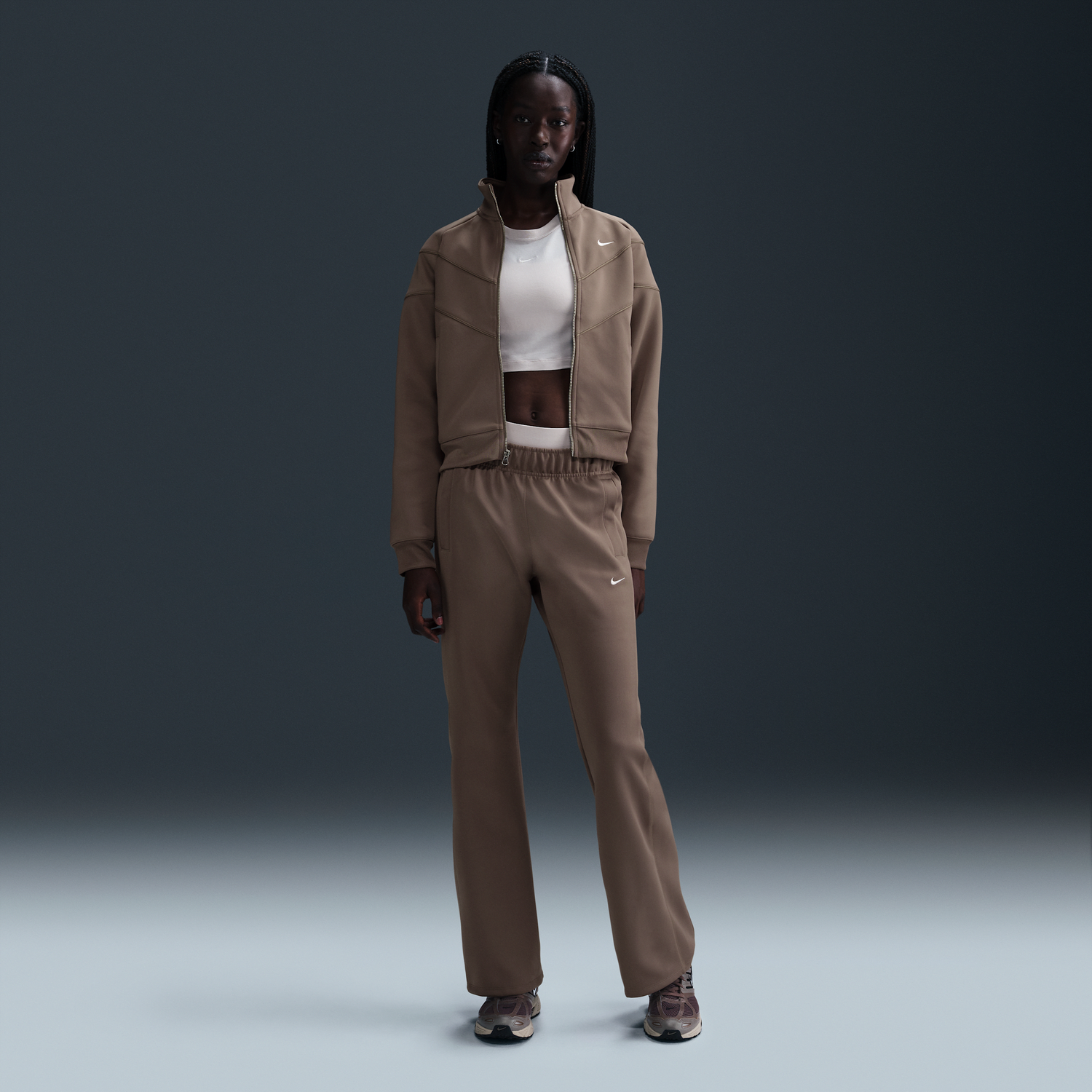 Комплект Nike Sportswear Windrunner Slim Fit Mid-Rise Knitted Track Pants Кафяво | HJ1016-233, 1