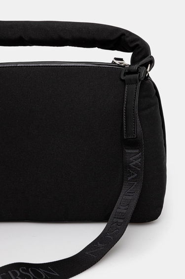 Чанта през рамо JW Anderson JW Anderson The Jwa Puffy Corner Bag Черно | HB0640.FA0382.999, 2