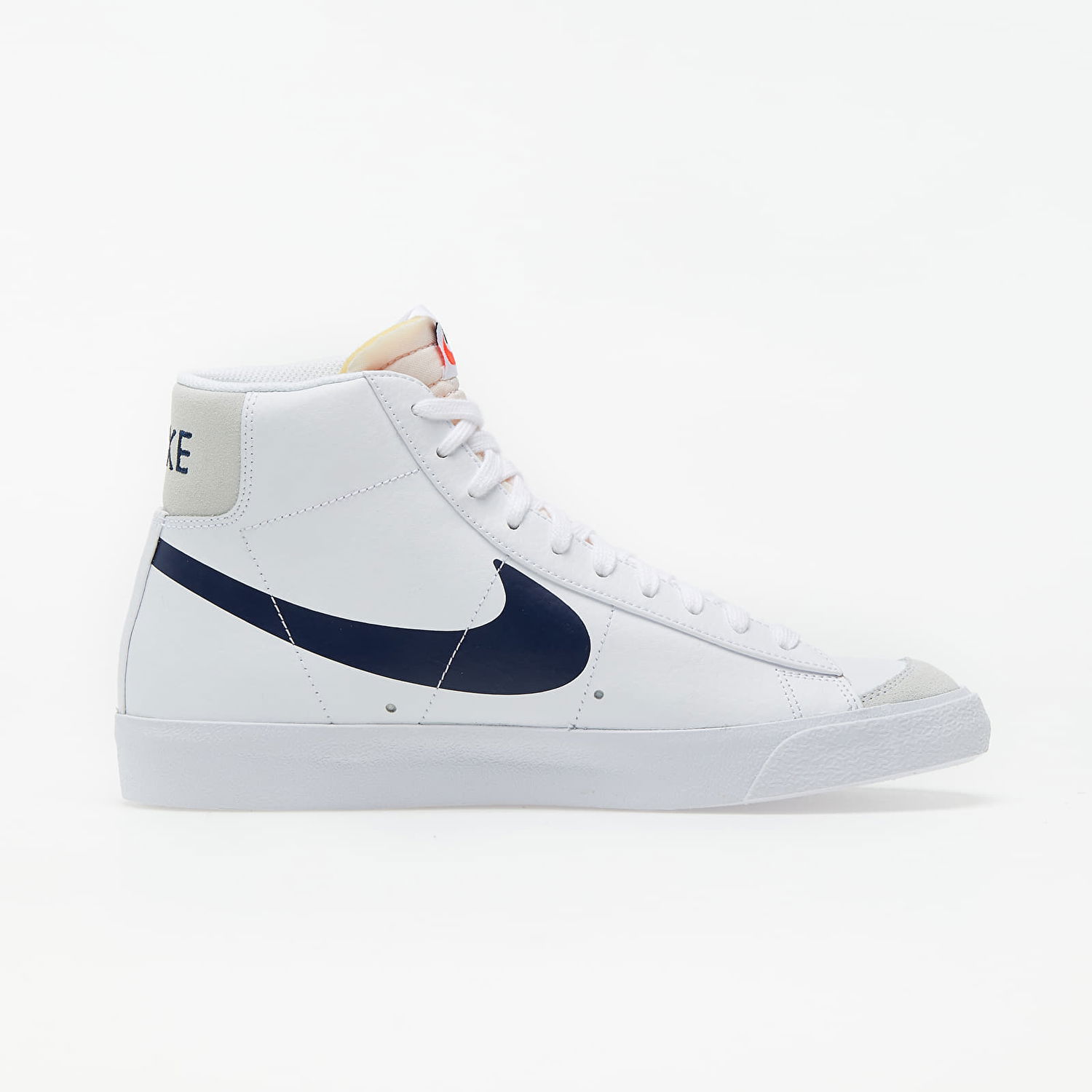 Кецове и обувки Nike Blazer Mid '77 Бяло | DA4651-100, 1