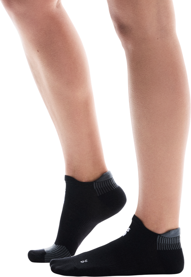 On Running Performance Run Low Socks