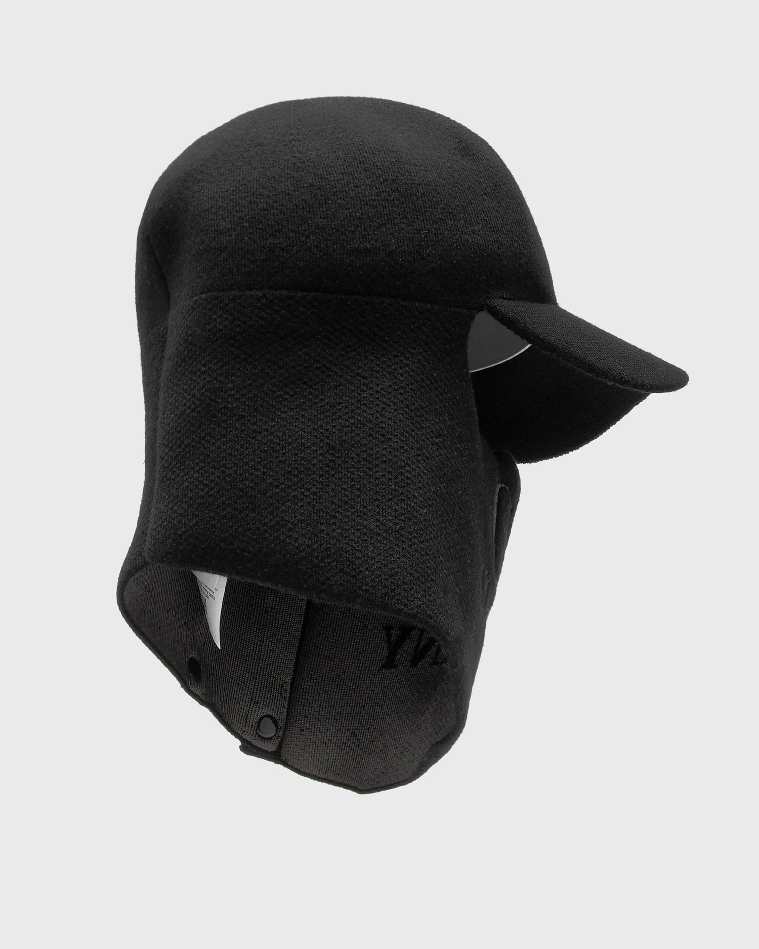 Шапка с козирка C.P. Company ACCESSORIES KNIT CAP IN EXTRAFINE MERINO WOOL Черно | 17CMAC298A005509A-999, 1