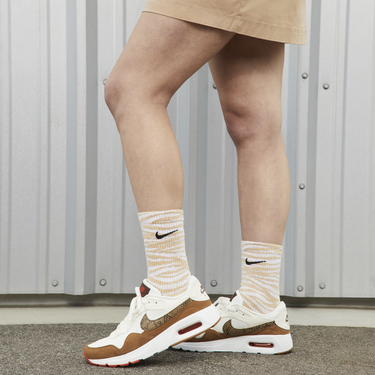 Кецове и обувки Nike Air Max SC SE W Кафяво | DX9501-100, 2