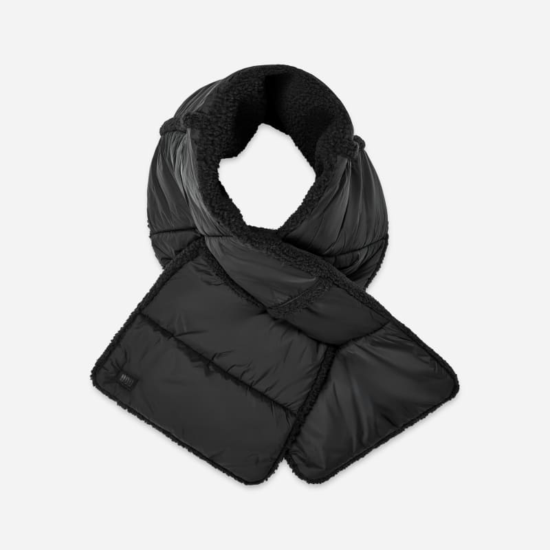 Шал UGG Reversible Fluffy Scarf Черно | 101015-BLK, 0