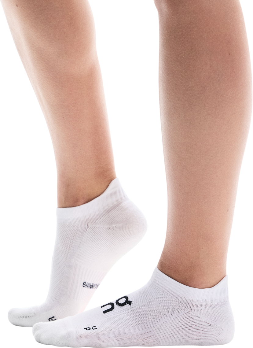 Чорапи On Running Running Core Low Socks Бяло | 2uf10080069