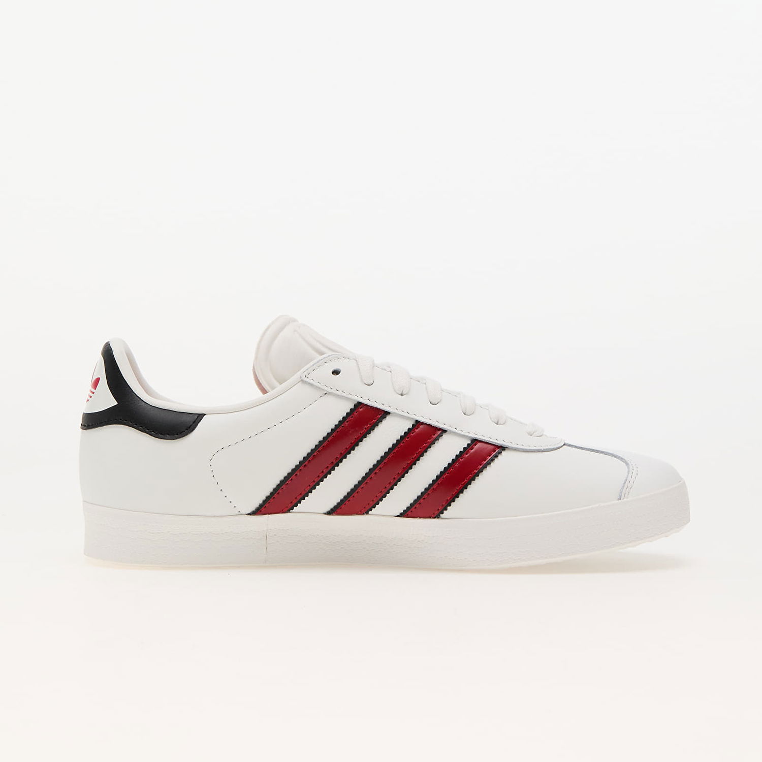 Кецове и обувки adidas Originals Gazelle Core White/ Better Scarlet/ Core Black Бяло | IG6211, 1