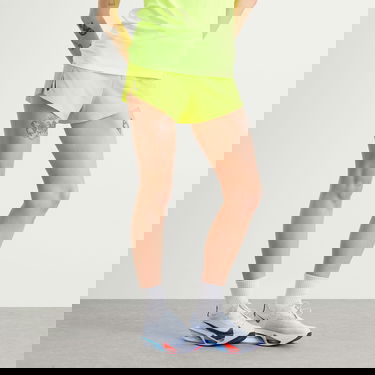Къси панталони Nike Aeroswift 3" Running Shorts with Perforated Waistband and Pleated Sides Жълто | FN2328-389, 2