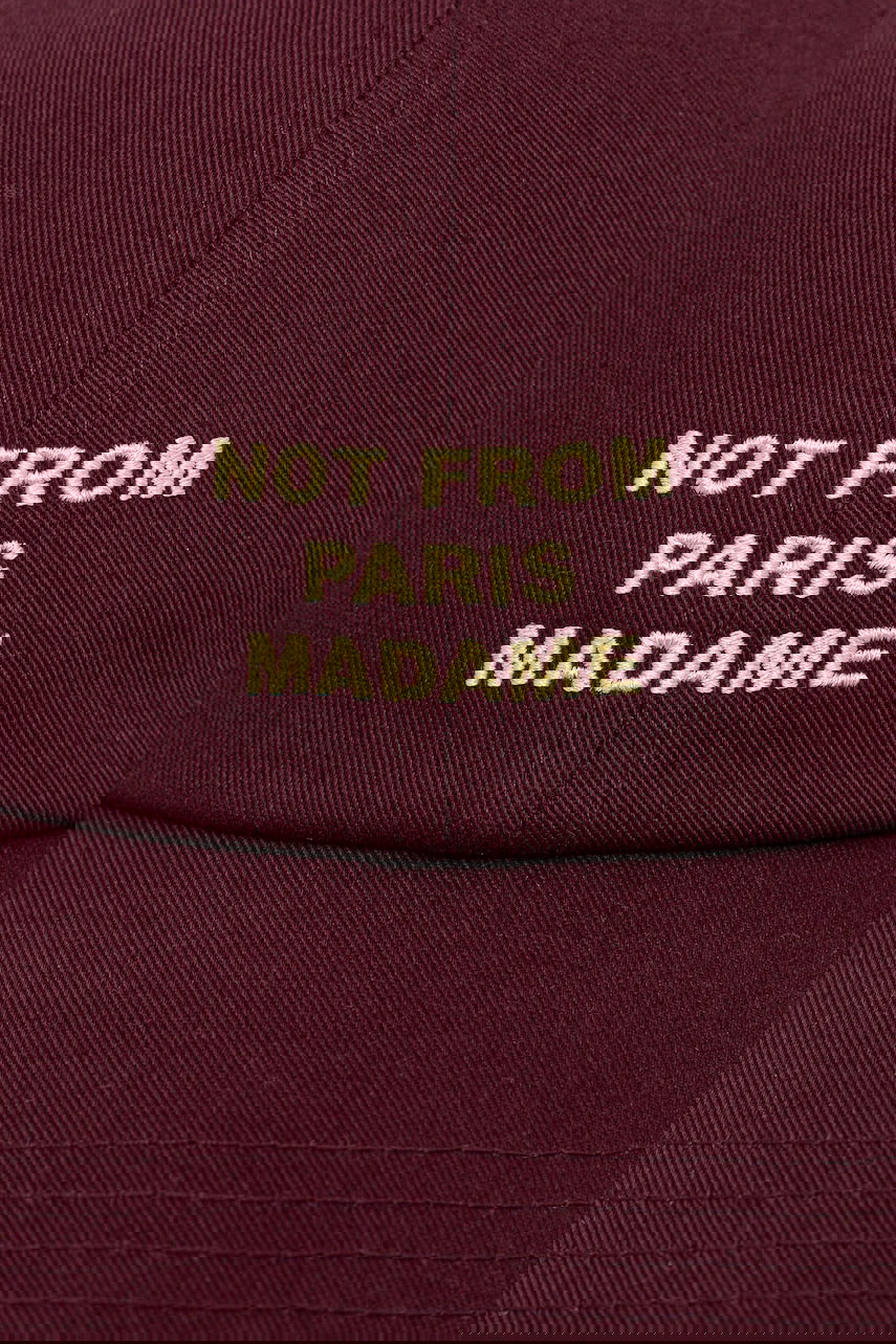 Шапка с козирка Drôle de Monsieur Drôle de Monsieur La Casquette Slogan Baseball Cap Бургунди | I.CP151.CO138, 1