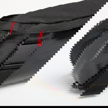 Чанта за кръста Under Armour Under Armour Summit Trail Waist Bag Черно | 1388932-001, 2