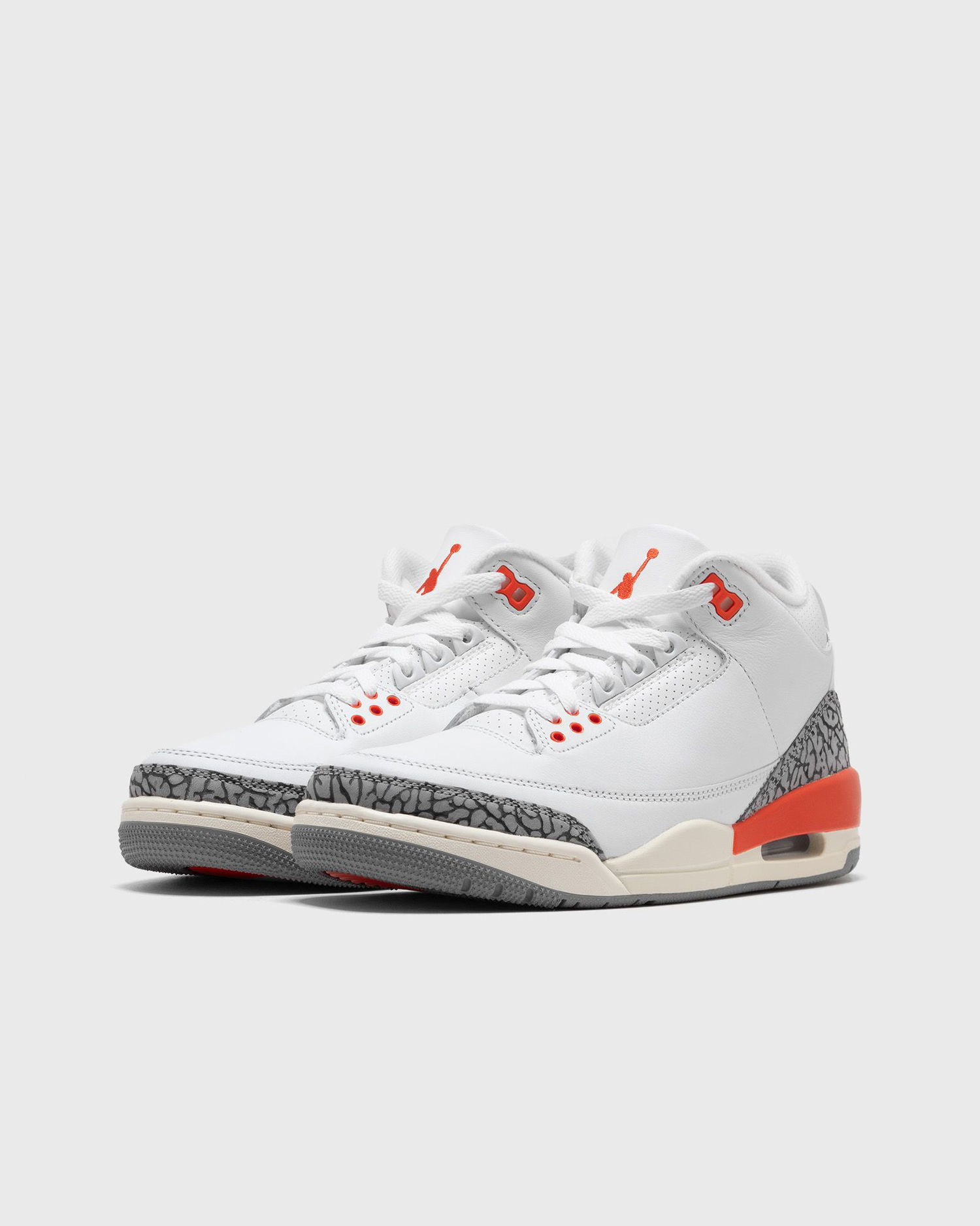 Кецове и обувки Jordan Air Jordan 3 Retro "Georgia Peach" W Оранжево
 | CK9246-121, 1