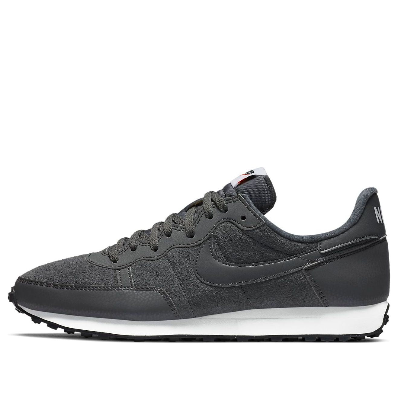 Кецове и обувки Nike Challenger OG SE Сиво | CW7662-002, 0