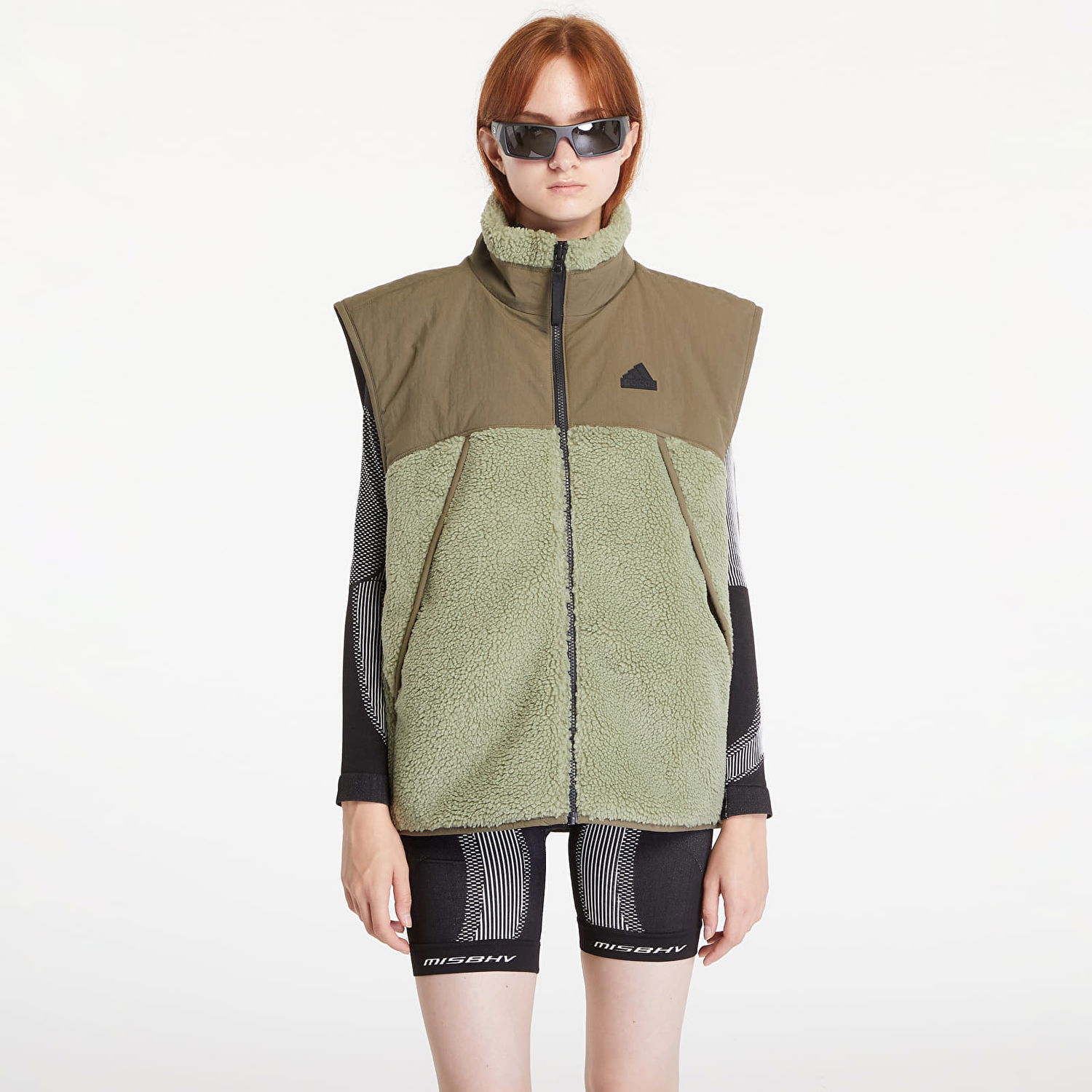 Жилетка adidas Performance City Escape Reversible Vest Tent Green / Olive Strata Зелено | IZ4659, 0