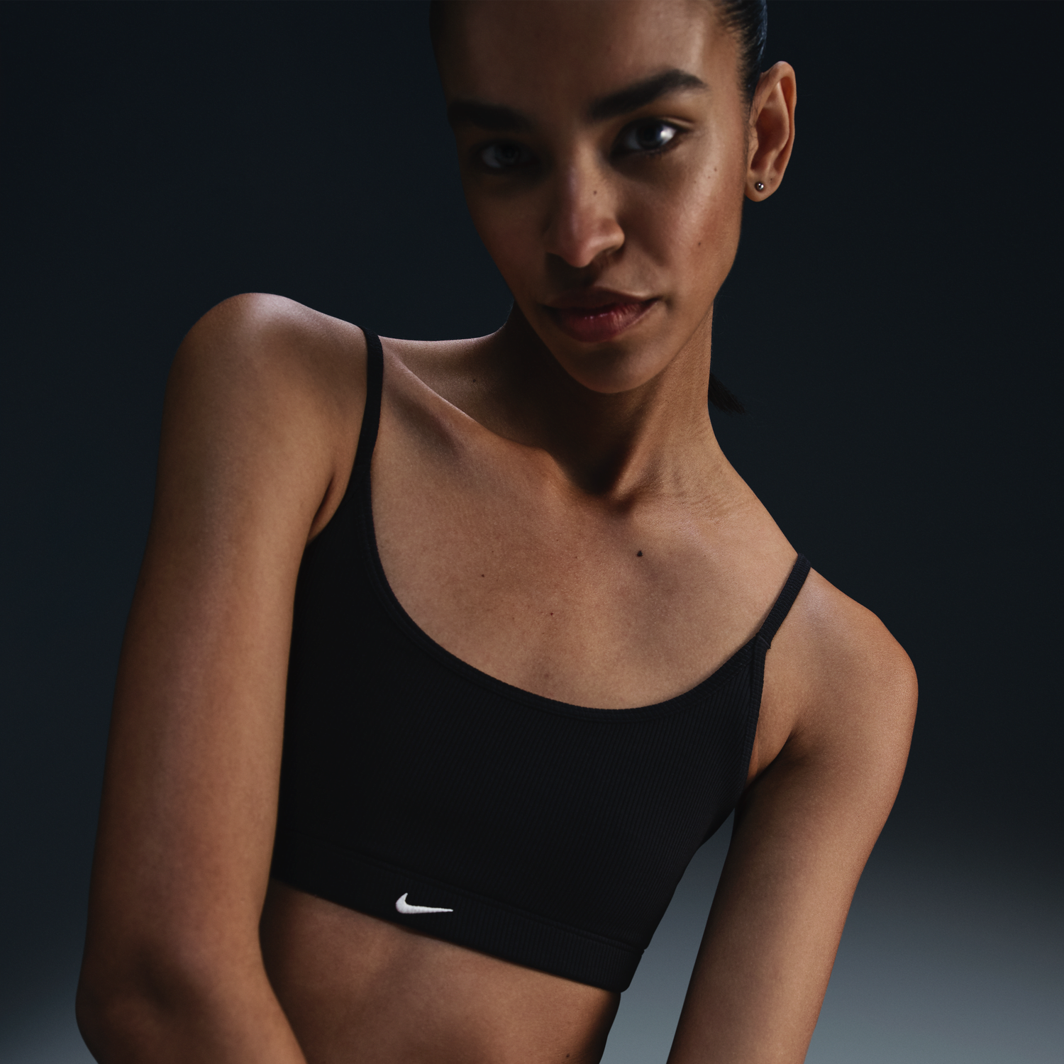 Сутиен Nike Sportswear Classic Bra Черно | FV6486-010, 0