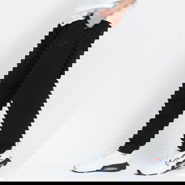 Спортни панталони Nike SW Te+ Woven RPL Lnd Черно | CU4487-010, 2