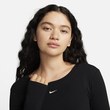 Тениска Nike Sportswear Chill Knit Черно | FN3661-010, 1