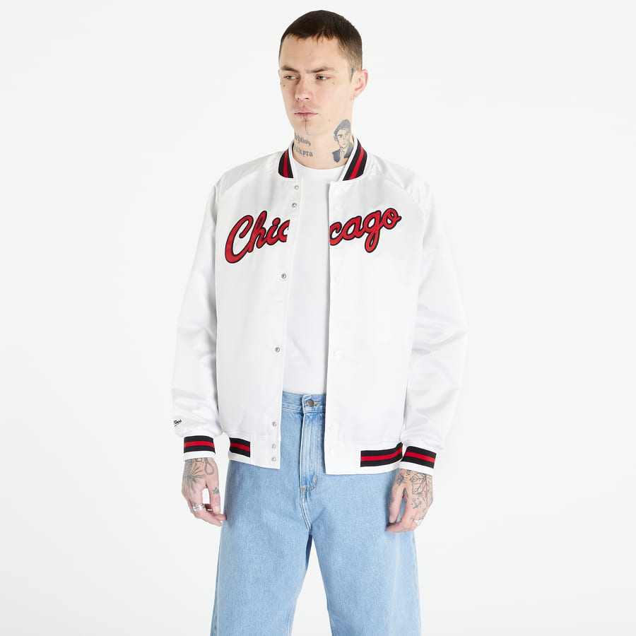 Яке бомбър Mitchell & Ness NBA Lightweight Satin Jacket Chicago Bulls Бяло | STJKMG18013-CBUWHIT, 0