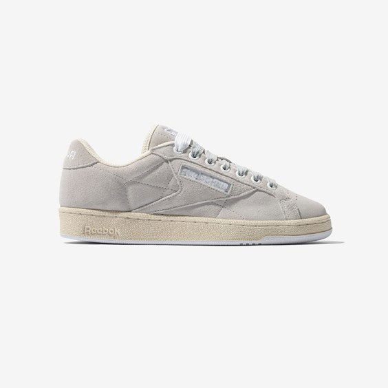 Кецове и обувки Reebok Sneeze x Club C Grounds Сиво | HP6470, 0