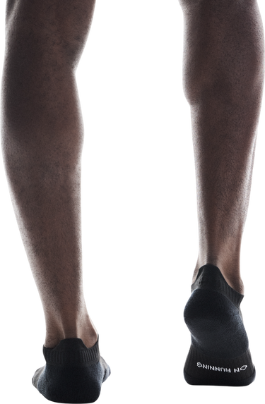 Чорапи On Running Core Run Low Socks Черно | 2uf10080553, 2