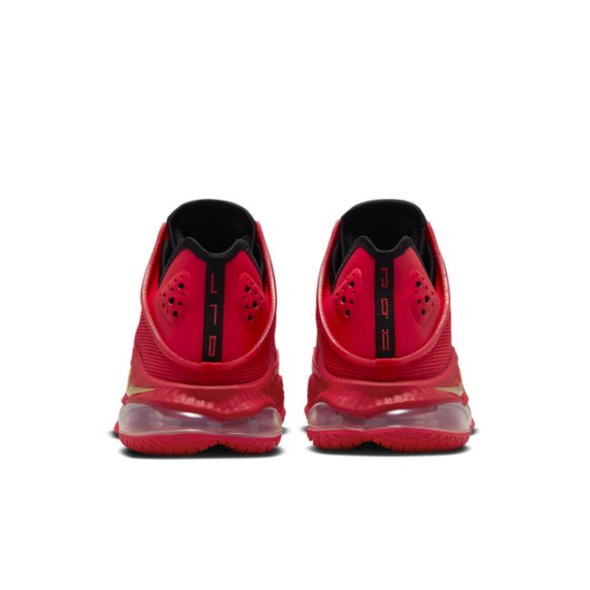 Кецове и обувки Nike LeBron 19 Low Червено | DO9829-600, 1