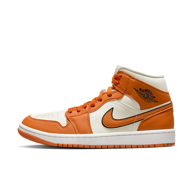 Кецове и обувки Jordan Air Jordan 1 Mid "Sport Spice" W Оранжево
 | DV1302-100, 0
