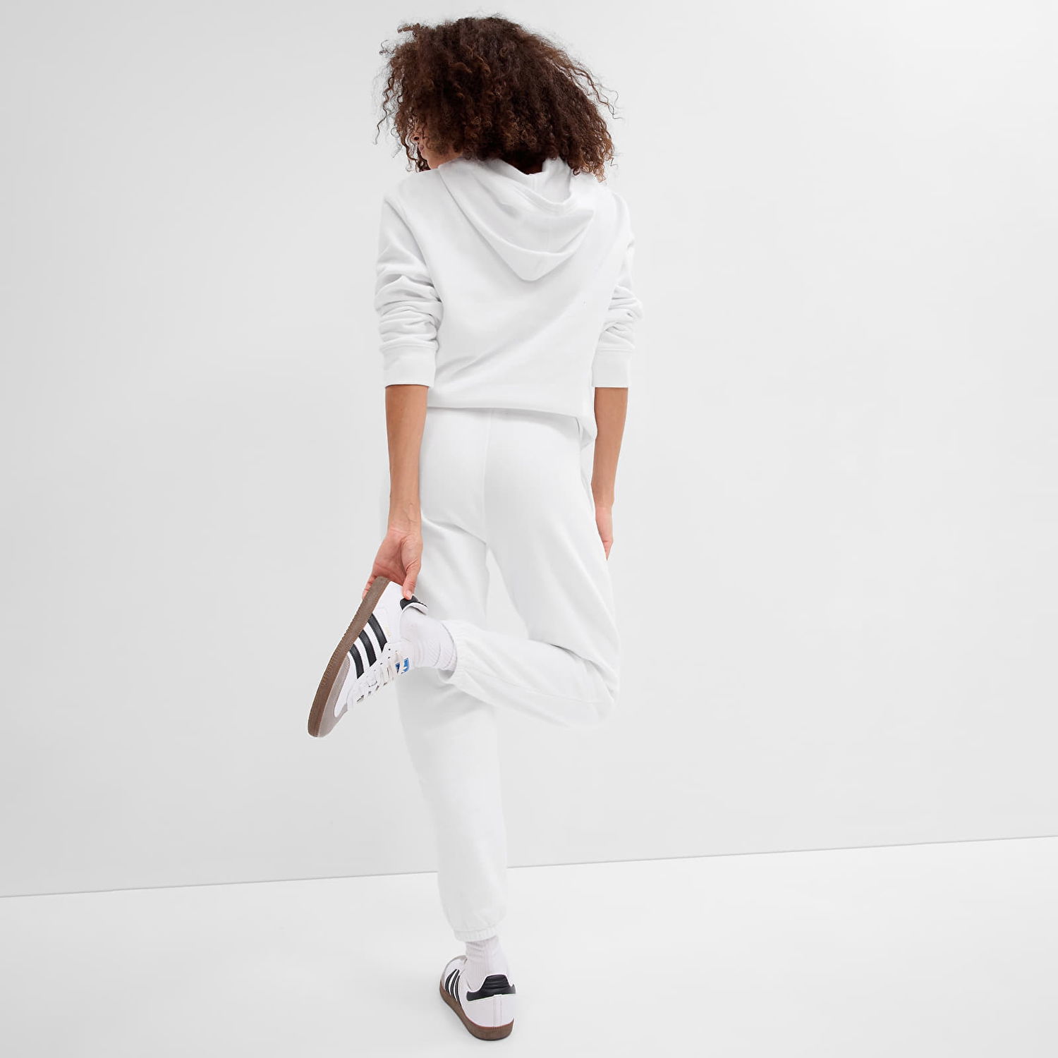 Спортни панталони GAP Logo Jogger Sweatpants Optic White Бяло | 463492-18, 1
