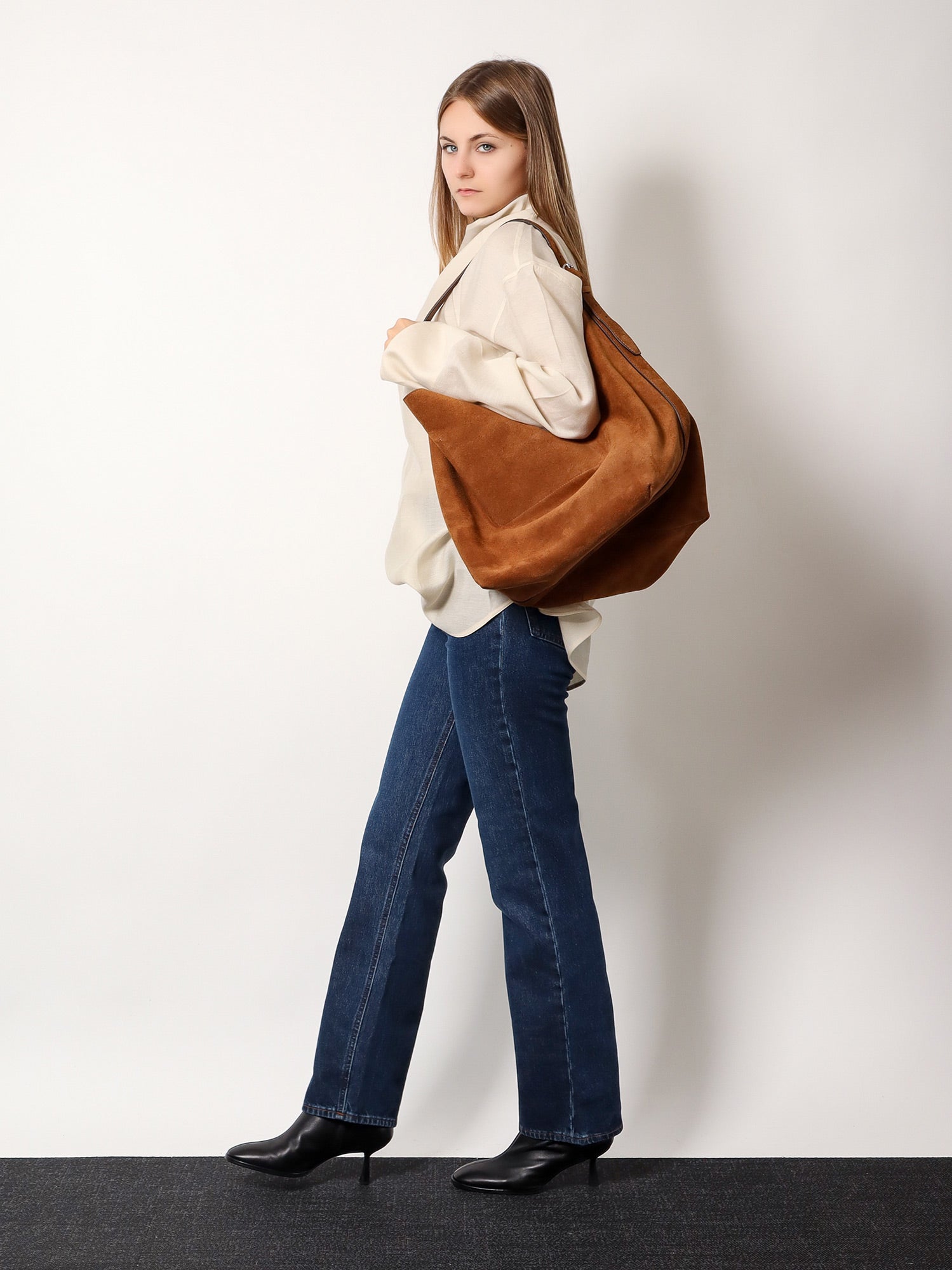 Дамска чанта TOTEME Suede Toteme Belted Tote Bag Кафяво | 234WAL853LE0004105, 1